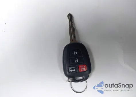 2018 Toyota Corolla Le z USA, uszkodzony, nr VIN 5YFBURHE3JP853226